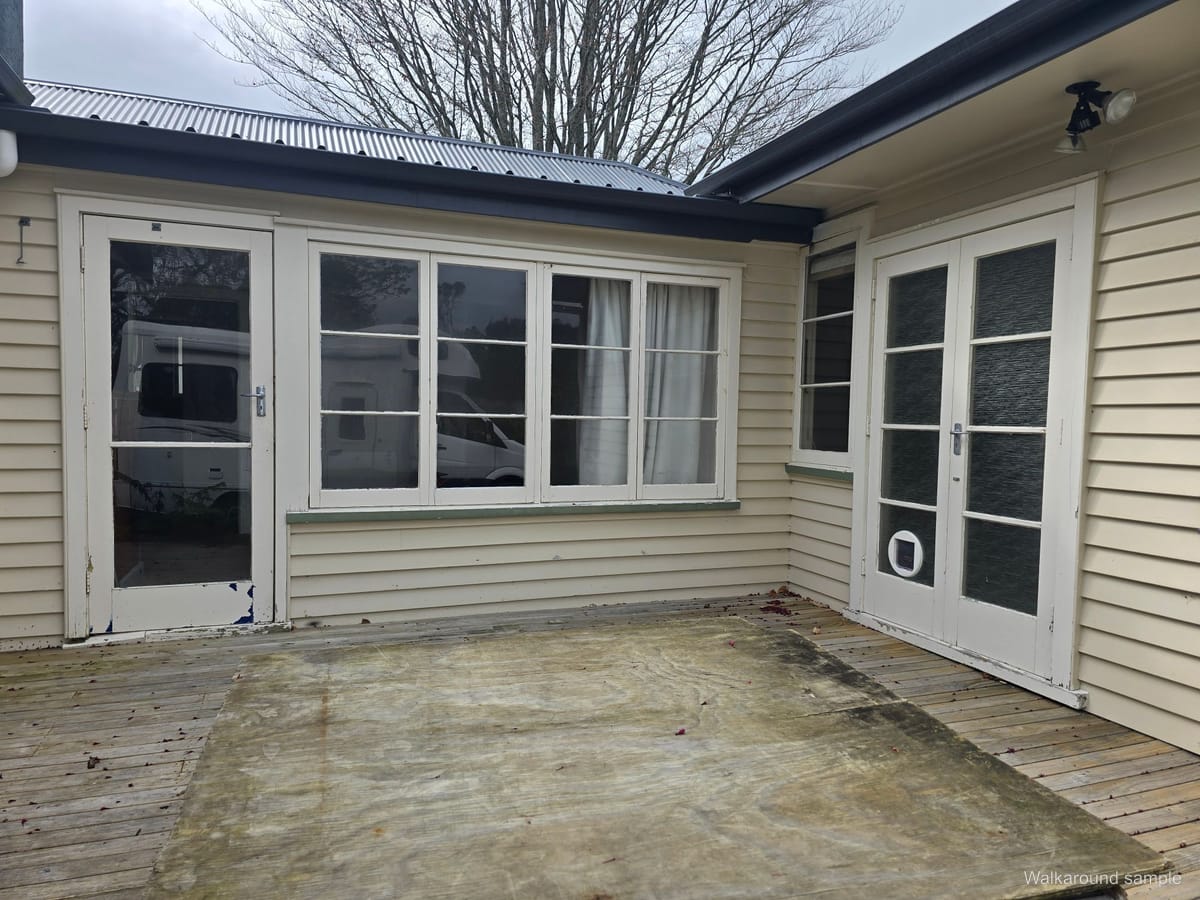 Courtyard, 1940s bungalow, today